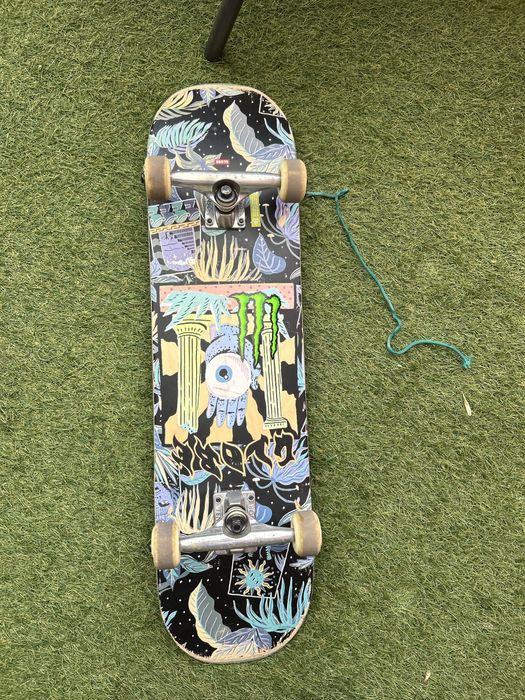 GLOBE професионален скейтборд