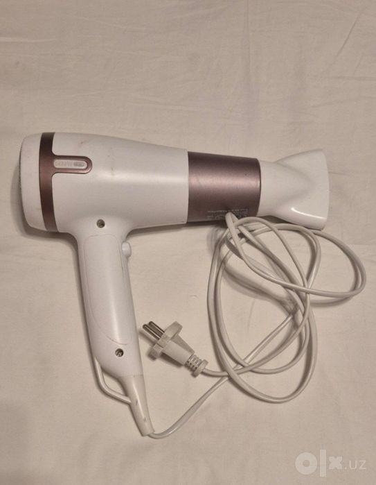 Фен Rowenta Premium Care Pro cv7461