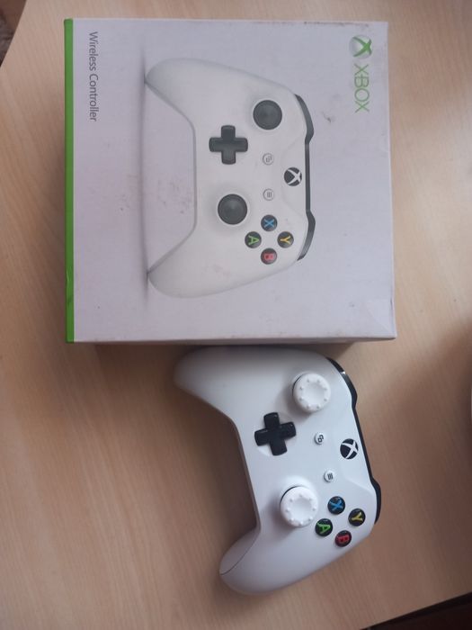 Controller Xbox One S Original Alb + Cutie | Bluetooth | Stare foarte bună