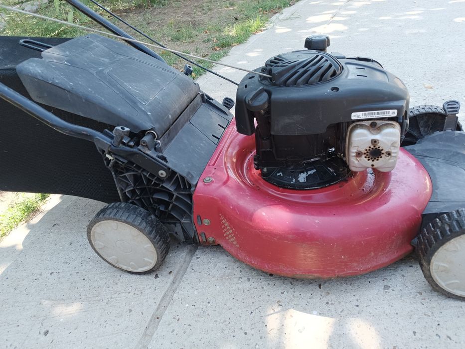 Моторна косачка MTD