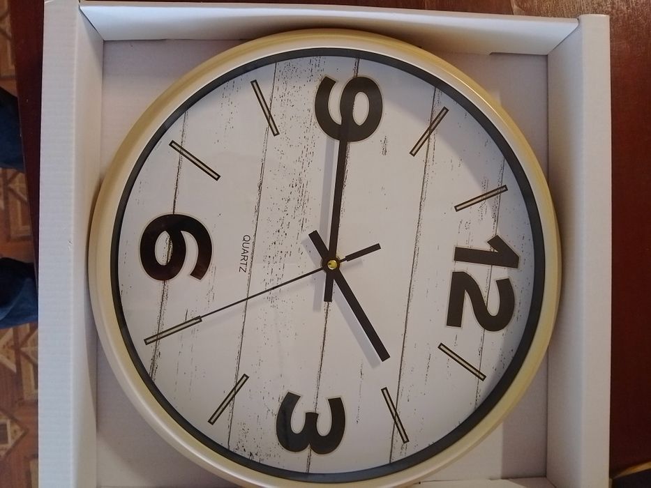 Стенен часовник-30см.