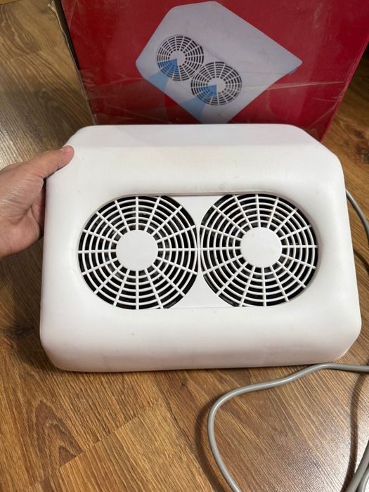 Вытяжка для маникюра