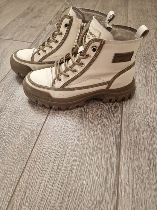 Обувь на девочку, женская