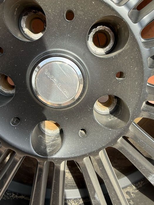 диски на 21  5/150. 4 шт  в нал
