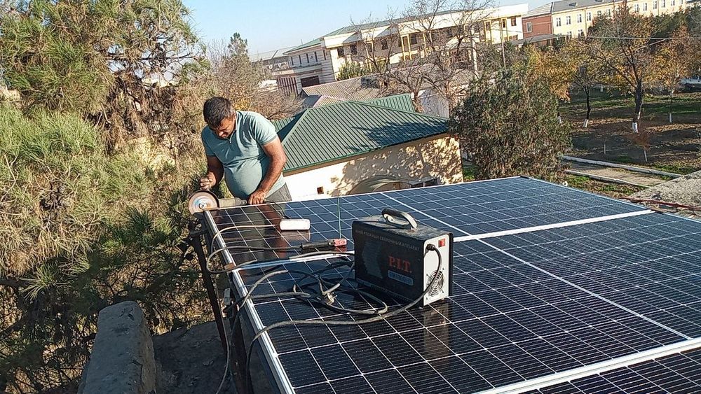 Куёш панеллари урнатиш