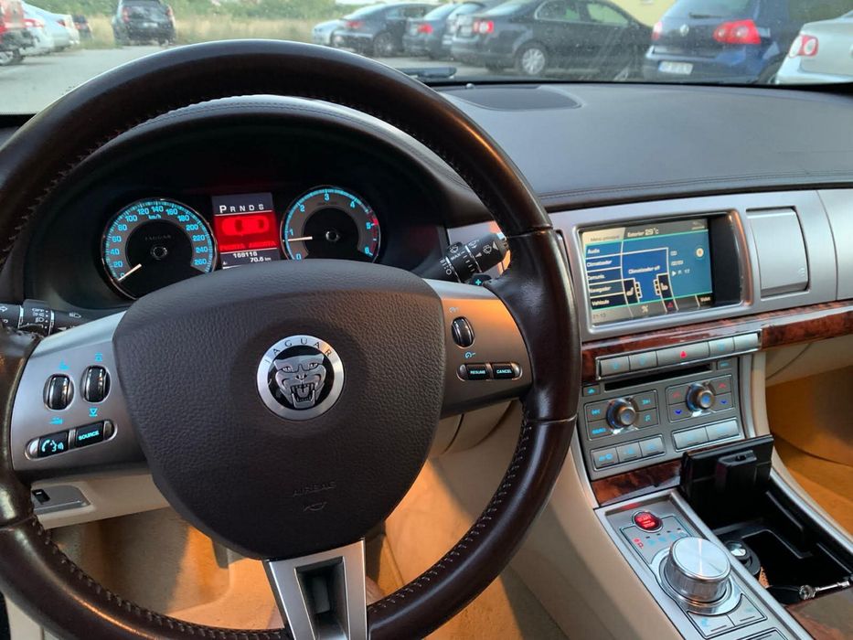 Se vinde Jaguar xf 3.0 D