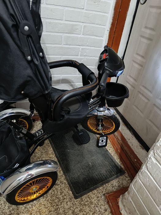 Детский трёхколёсный велосипед