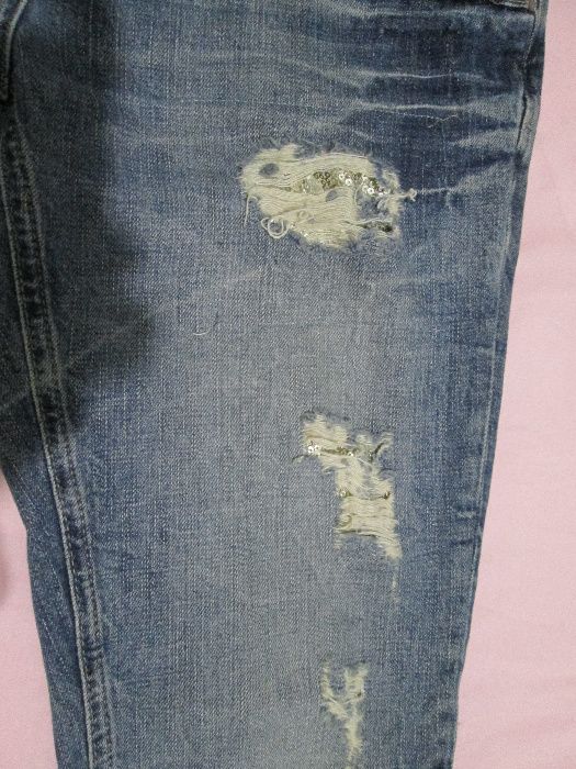 Английски скъсани дънки