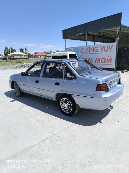 Srochna mashinimis satiladi