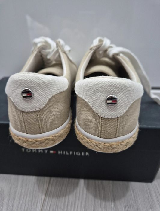 Sneakers Tommy Hilfiger dama