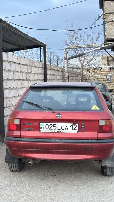 Митсубитси галант опел астра
