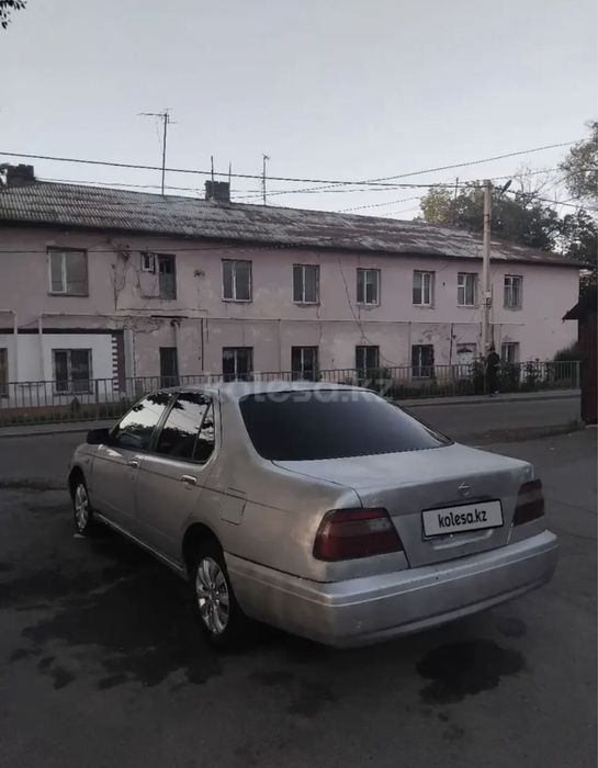Nissan bluebird срочно