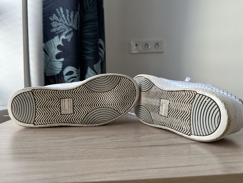 Белые кроссовки puma