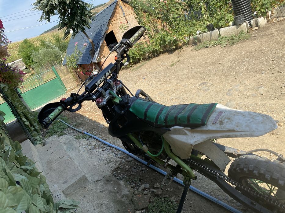 Vand cross lifa  125 cc