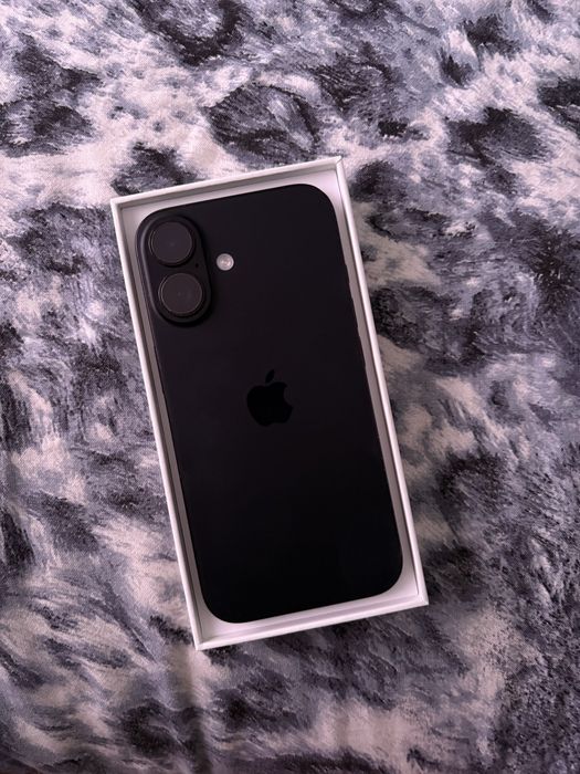 iPhone 16 128 гб в идеальном состоянии