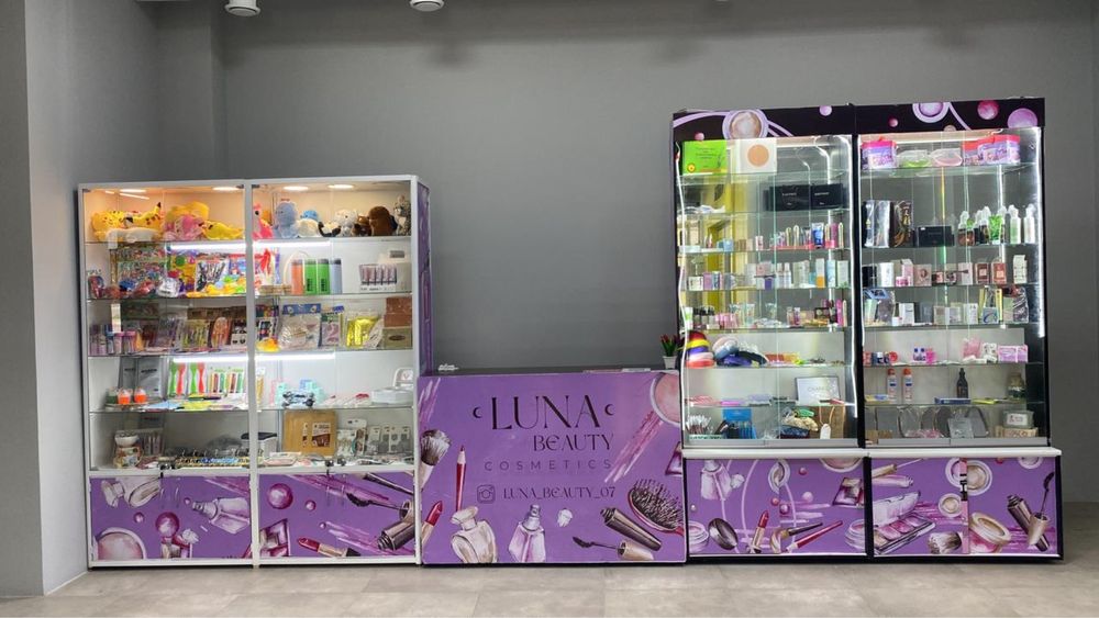 Продается стелаж с товароми