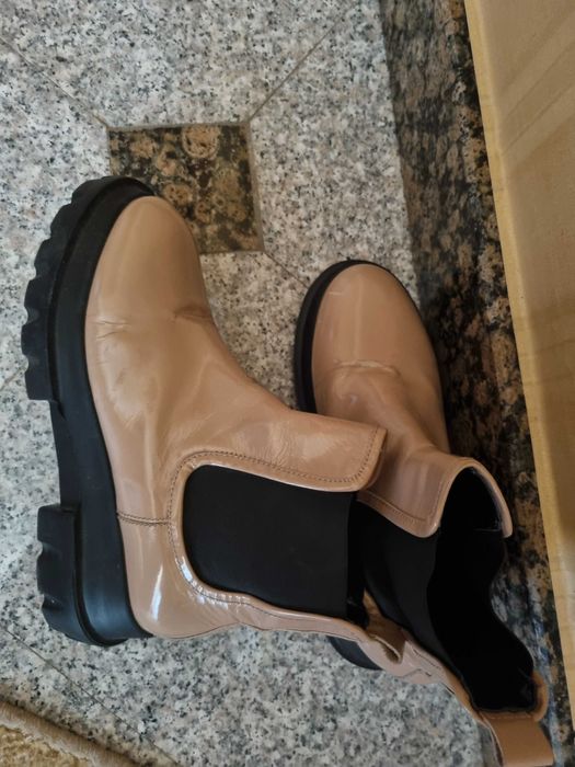 Ботинки р.37, итальянские лаковые