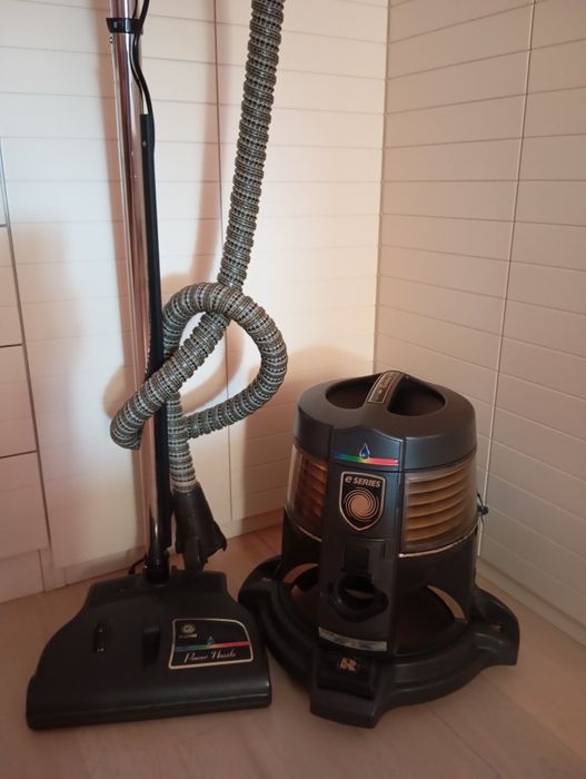 Прахосмукачка Рейнбоу, серия Е, използвана, добро състояние