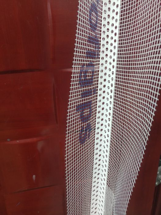 Угол штукатурный