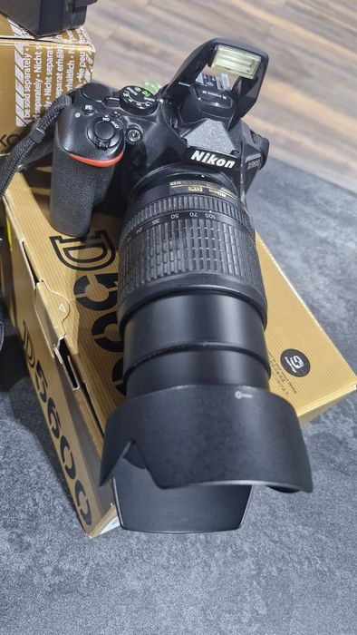 Nikon D5600 + Nikkor AF-S DX 18-105mm