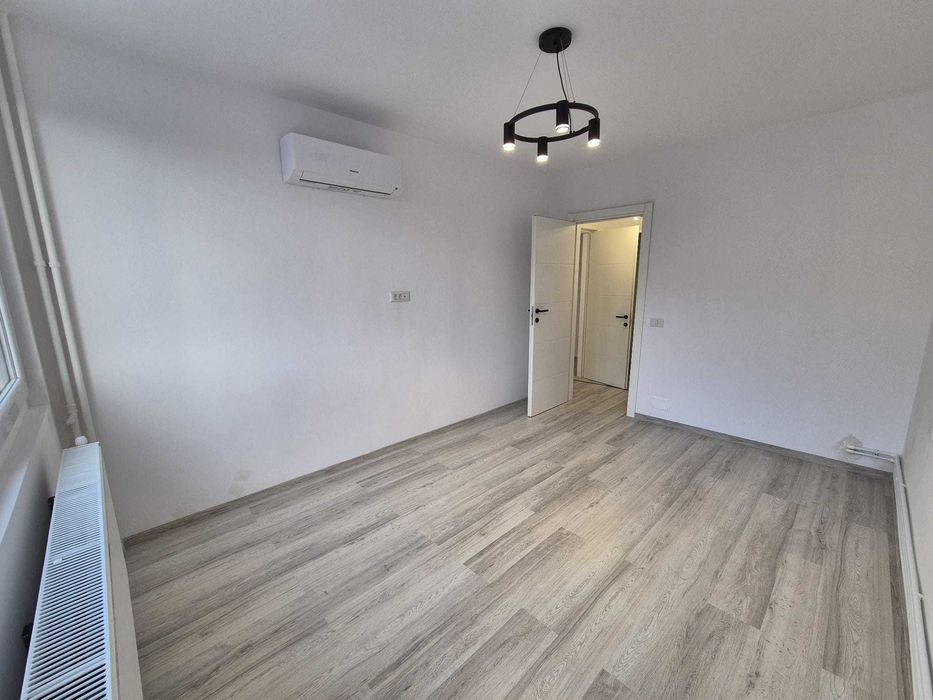 Apartament 67 mp construiti de vanzare, bd. Obregia, direct proprietar
