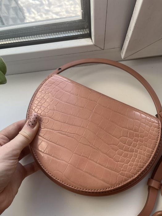 Сумка charles & keith