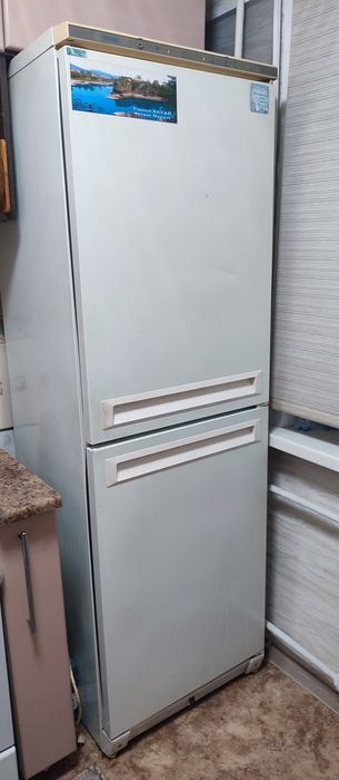 Продам холодильник Stinol