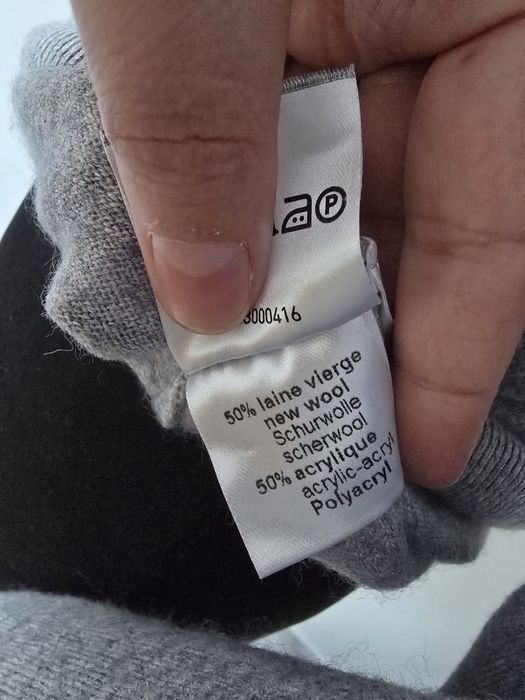 Pulover dama din lana cu fermoar in fata marime 36