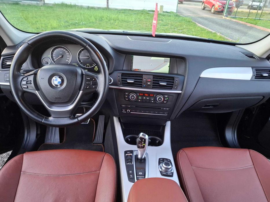 BMW X3,  2.0D , 4X4, AUTOMATA, Dotari aproape FULL