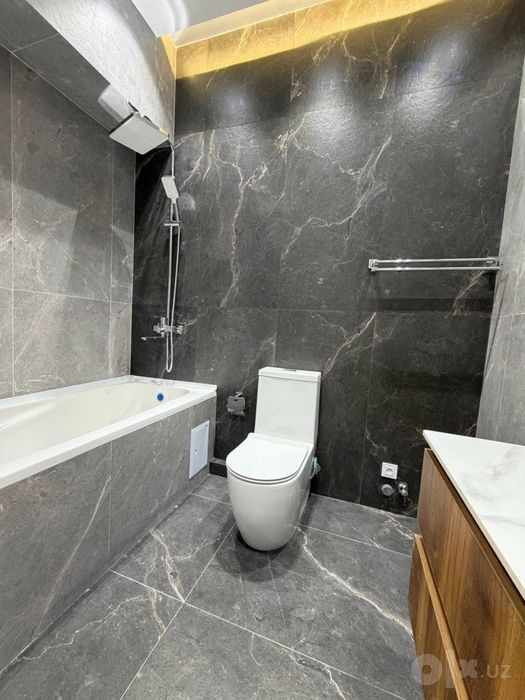 Яккасарой Аския сити 4 хона 115 кв