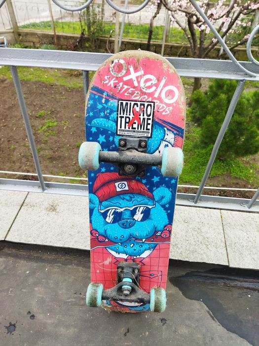 Скейтборд (здрав само с малко външни забележки)