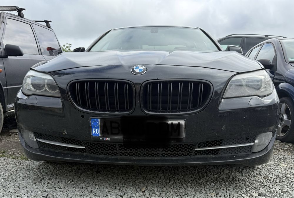 Vând spoiler complet echipat BMW seria 5 F10