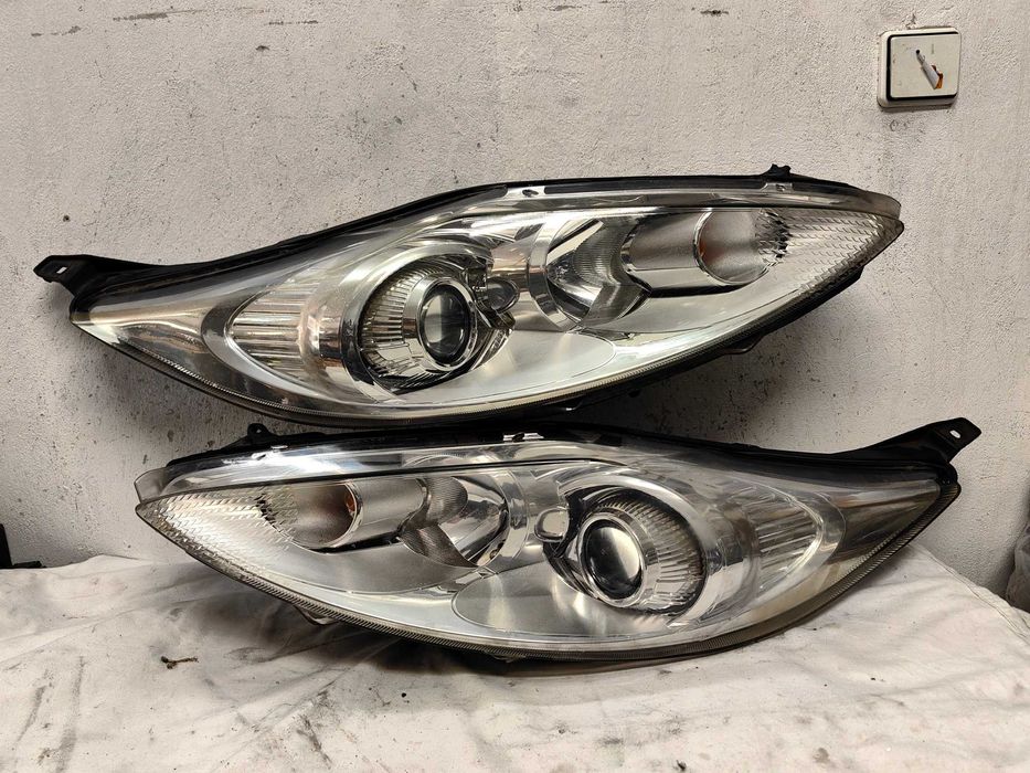 Оригинални фарове Форд Фиеста  Ford Fiesta MK7 08-13