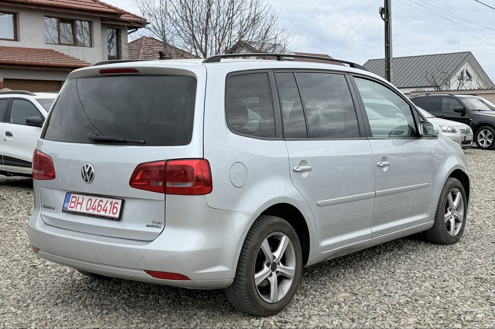 Touran 2010 7 locuri 1.6d