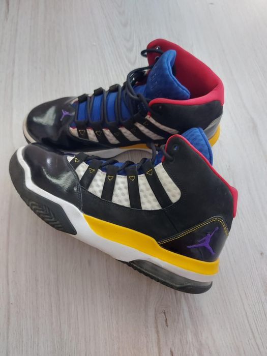 NIKE djordan 39 номер