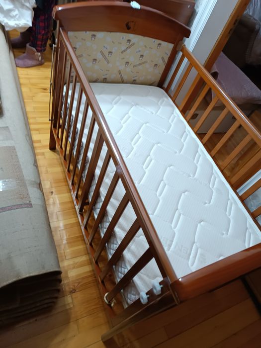 Продается детская кроватка с ортопедическим матрасом
