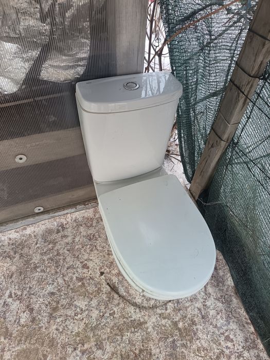 Унитаз продам б/у