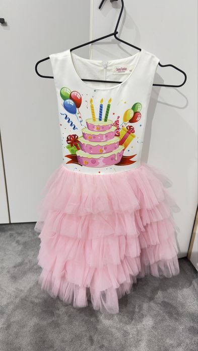 Rochita eleganta fete