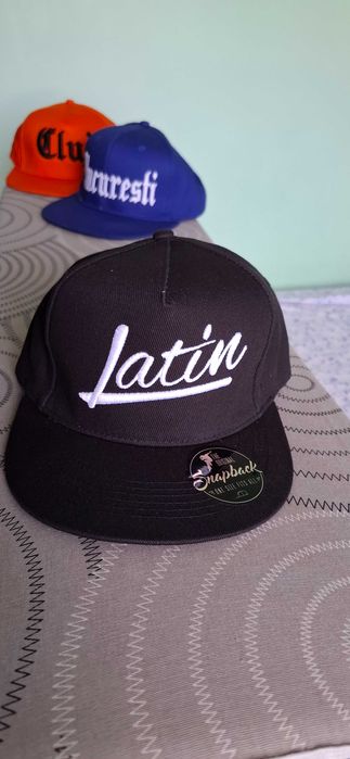 Șepci personalizate broderie 3D