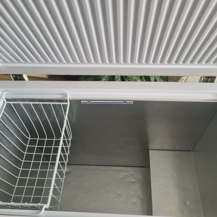 Продам морозилку Бирюса