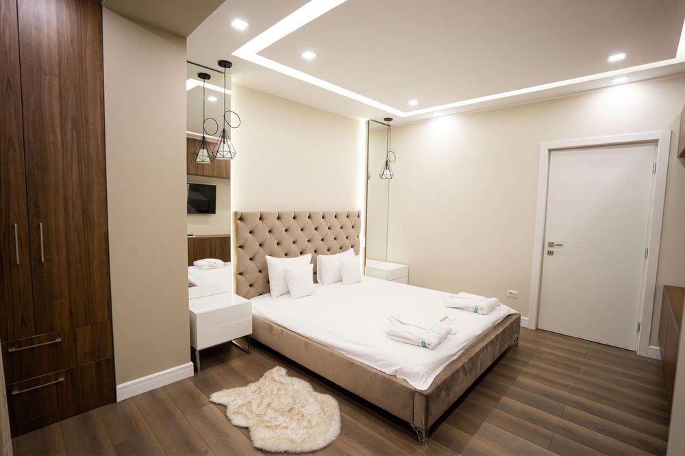 Vand Apartament 3 camere (104mp) - complet utilat