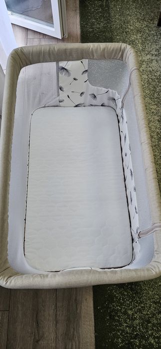 Pătuț Co-sleeper Lionelo Aurora – Stare excelentă