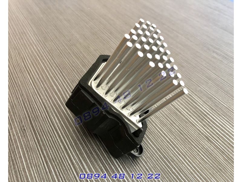 Резистор вентилатор реостат регулатор парно БМВ BMW E39 E53 X5 E36 E46