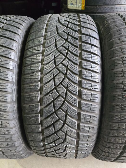 255/45/20 Goodyear, зимни гуми - 4 бр.