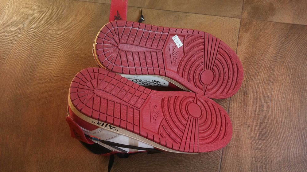 Off-White × Nike Air Jordan 1 Retro High The Ten "Chicago" EUR 44/UK 9