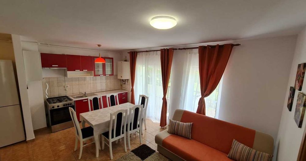 Apartament 3 camere Str.Florilor