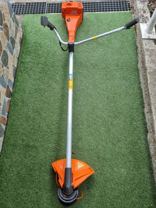 Motocoasa  Profesionala Husqvarna 240R, 40cc, 2.4 cai putere, benzină, similara stihl