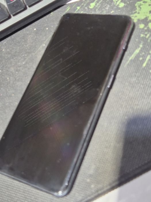 Продам OnePlus 11 16/256