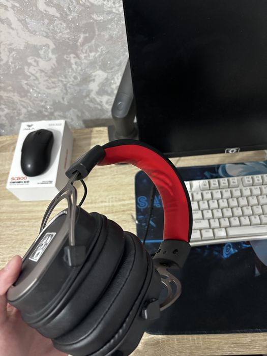 Продаю мышку и наушники