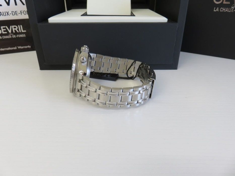 Gervil 48810B Мъжки часовник